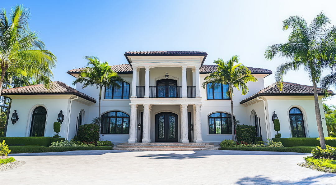 Os desastres naturais estão cada vez mais frequentes

Nos últimos anos, o Brasil tem enfrentado um aumento significativo de chuvas intensas, enchentes, vendavais e deslizamentos de terra.
Segundo dados do Centro Nacional de Monitoramento e Alertas de Desastres Naturais (Cemaden), o número de eventos climáticos extremos cresceu mais de 40% na última década.
Esses fenômenos têm causado prejuízos bilionários e afetado milhares de famílias em diversas regiões do país.